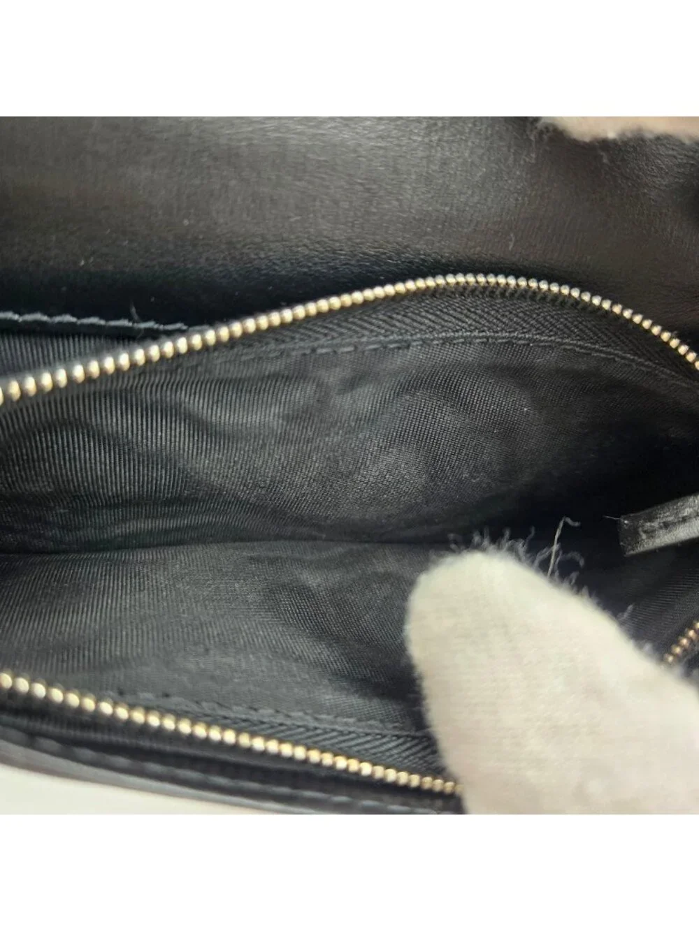Gucci Wallet GG Marmont Silver Black
